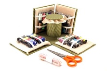 Набор для шитья из 70 предметов "Швея" от Bradex "код. 0025"  